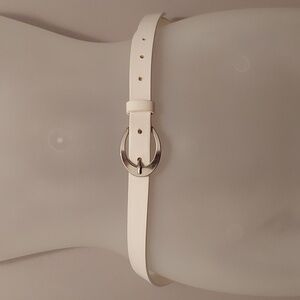Express White Leather Belt with Oblong Circular Shaped Silvertone Buckle Size M
